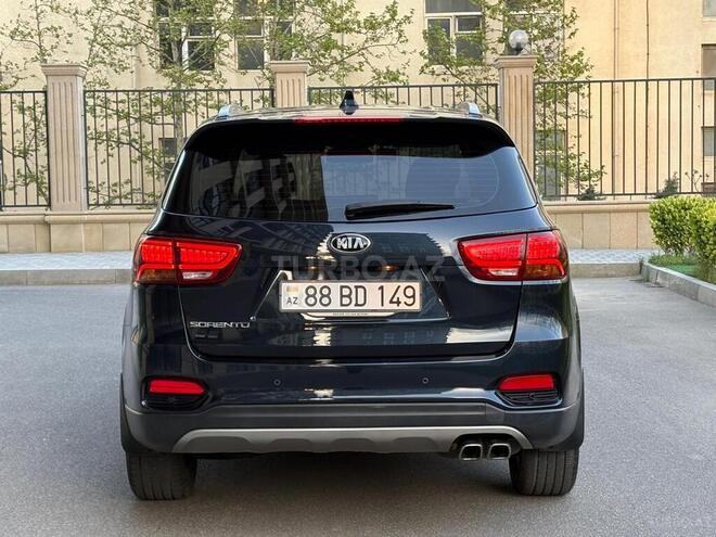 Kia Sorento-32