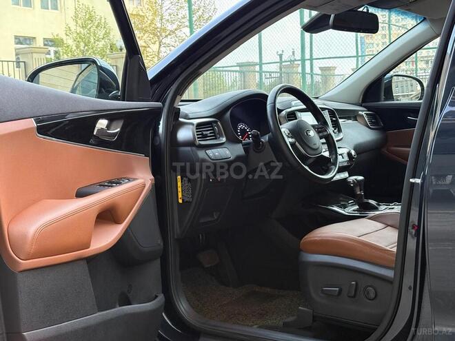 Kia Sorento-23
