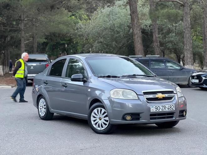Chevrolet Aveo-1