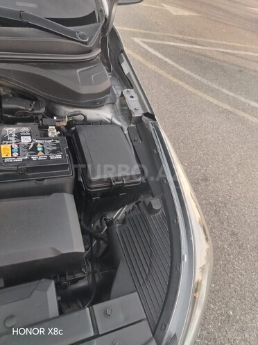 Hyundai Accent-16