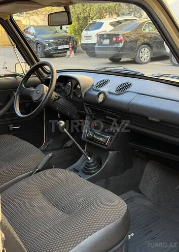 LADA (VAZ) 2106-7