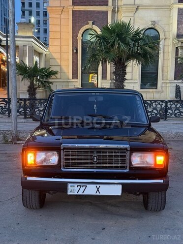 LADA (VAZ) 2107-1