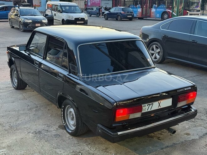 LADA (VAZ) 2107-4