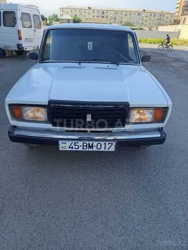 LADA (VAZ) 2107-1