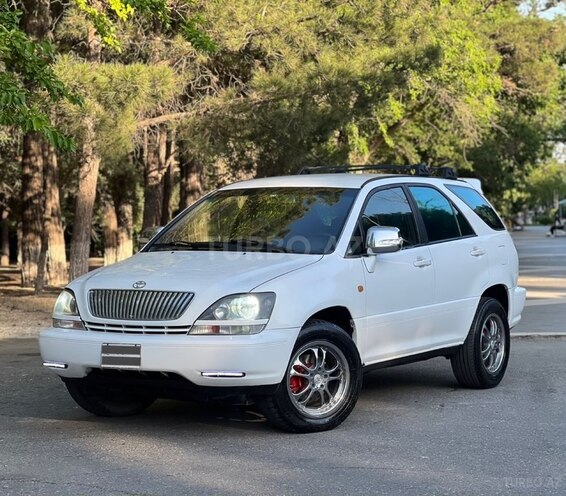 Toyota Harrier-1