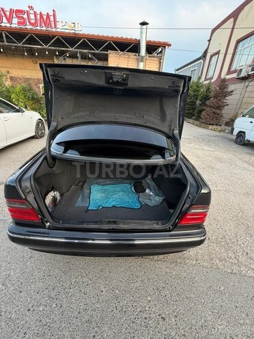 Mercedes E 220-9