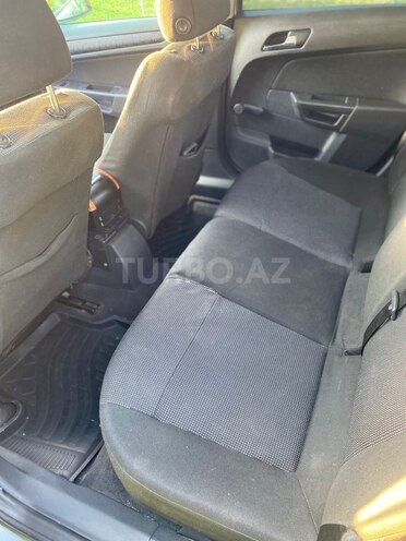 Opel Astra-10