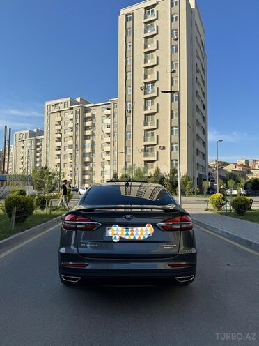 Ford Fusion (North America)-8