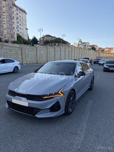 Kia K5-3