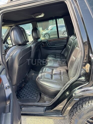 Jeep Grand Cherokee-11