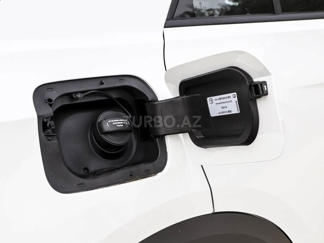 Volkswagen T-Roc-32
