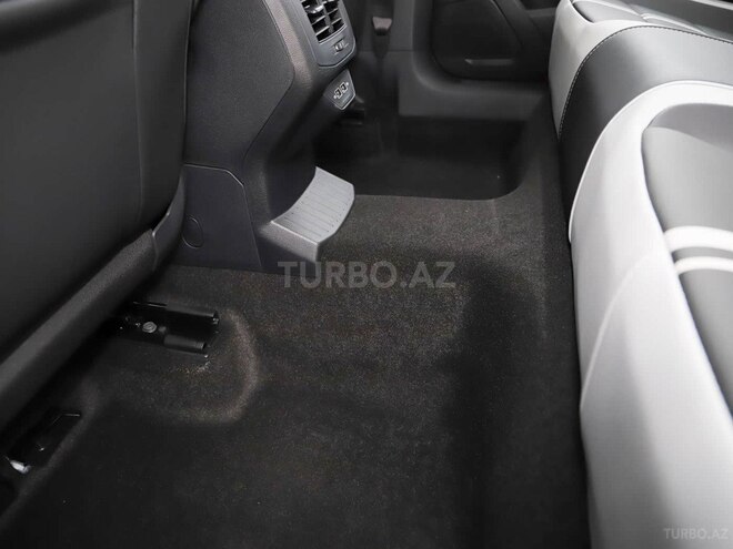 Volkswagen T-Roc-16