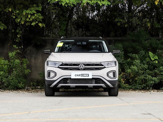 Volkswagen T-Roc-4