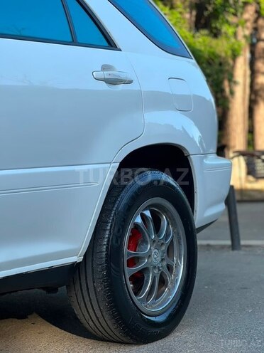Toyota Harrier-15