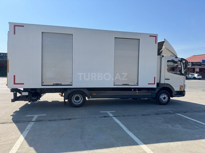 Mercedes Atego 818-7