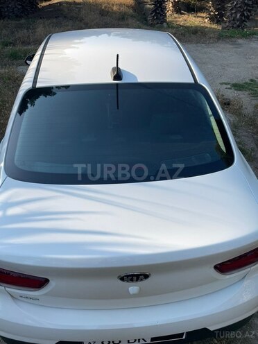 Kia Rio-9
