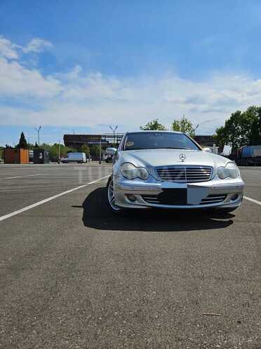 Mercedes C 200-1