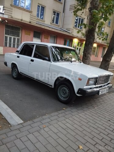 LADA (VAZ) 2107-4