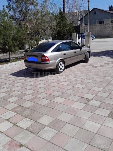 Opel Vectra-7