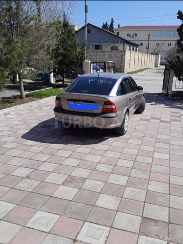 Opel Vectra-8