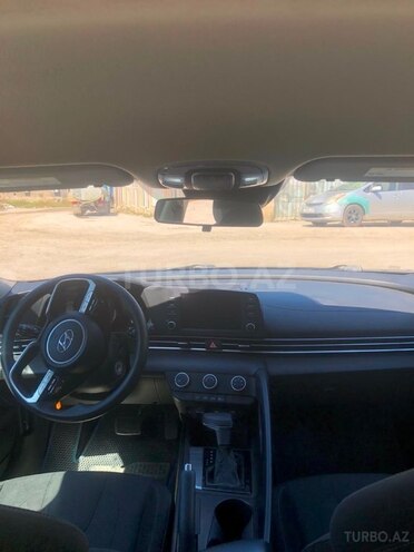 Hyundai Elantra-5