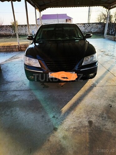 Hyundai Sonata-1