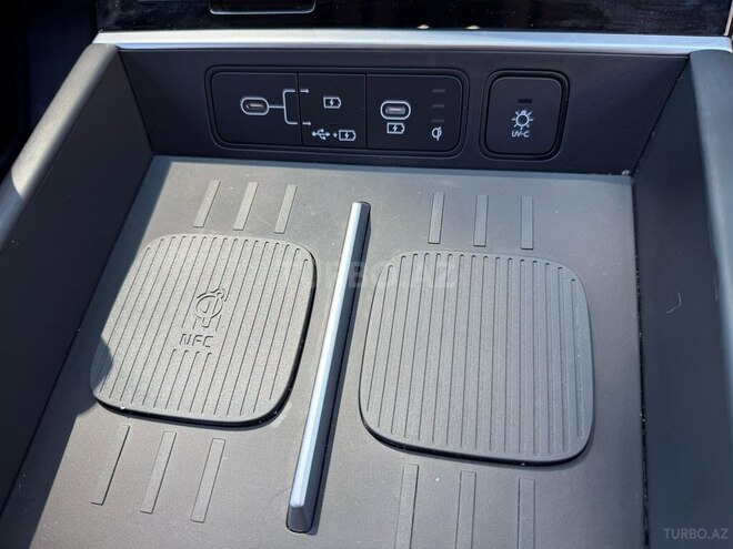 Hyundai Santa Fe-19