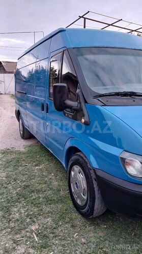 Ford Transit-2