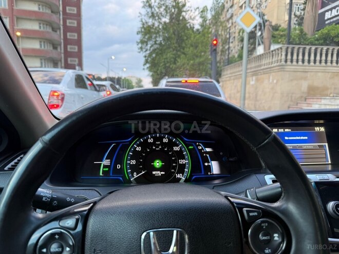 Honda Accord-21