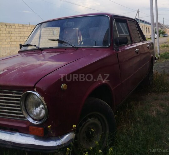 LADA (VAZ) 21011-3