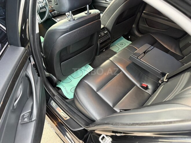 BMW 528-12