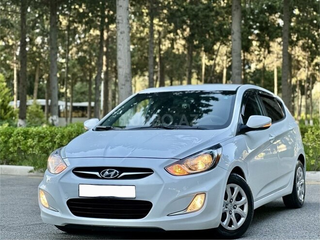 Hyundai Accent-1