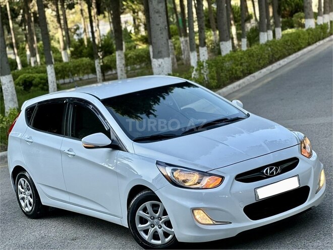Hyundai Accent-6