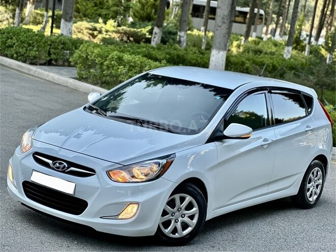 Hyundai Accent-7