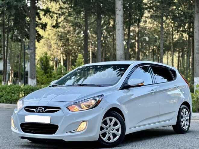 Hyundai Accent-5