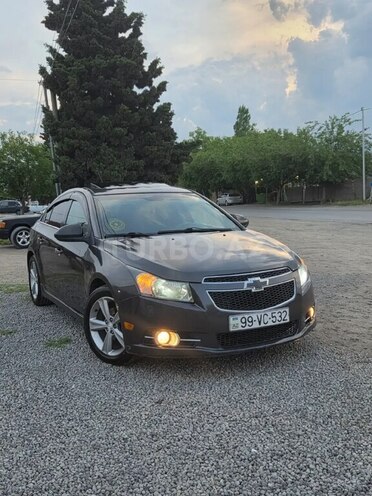 Chevrolet Cruze-1