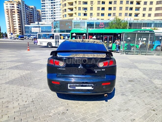 Mitsubishi Lancer-7
