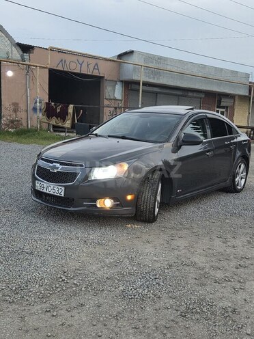 Chevrolet Cruze-11