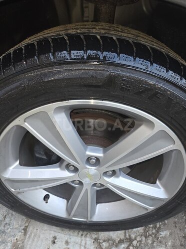 Chevrolet Cruze-18