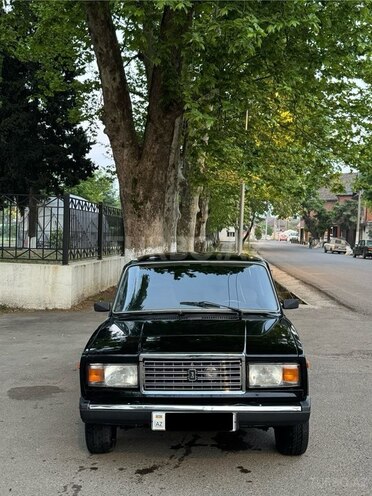LADA (VAZ) 2107-1