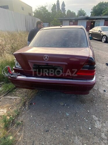 Mercedes C 240-3