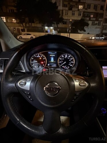 Nissan Sentra-5