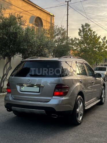 Mercedes ML 280-9