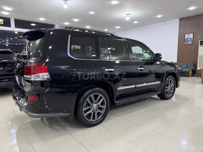 Lexus LX 570-10