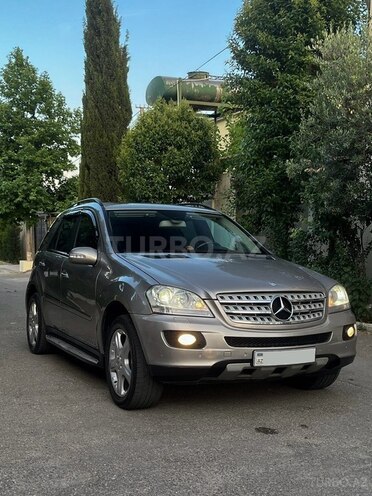 Mercedes ML 280-1