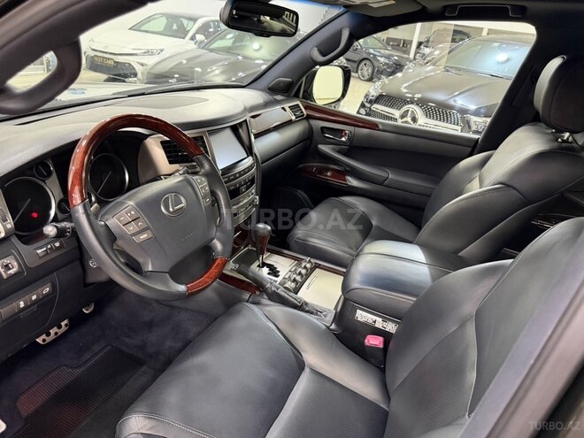 Lexus LX 570-22