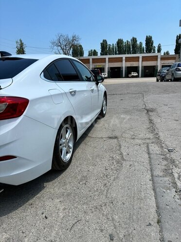 Chevrolet Cruze-6