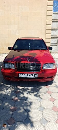 Mercedes C 200-1