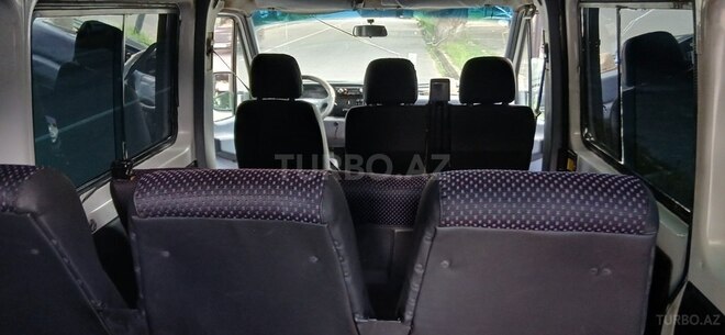 Mercedes Sprinter 208-6