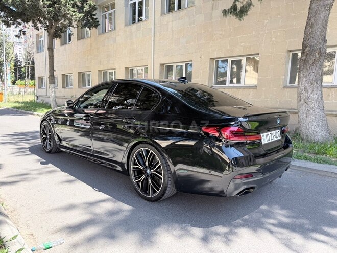 BMW 530e-7